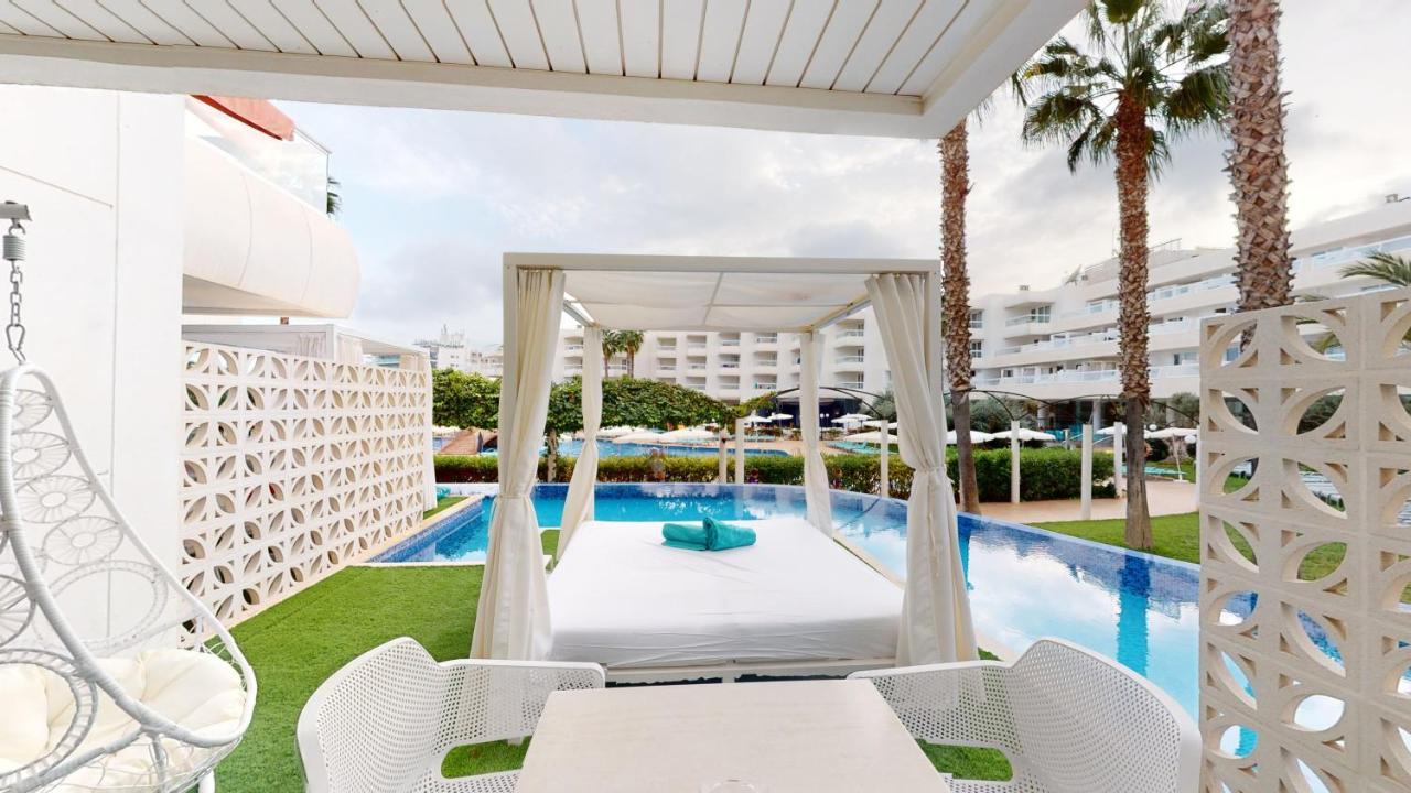 Aparthotel Tropic Garden Santa Eularia des Riu Exterior photo