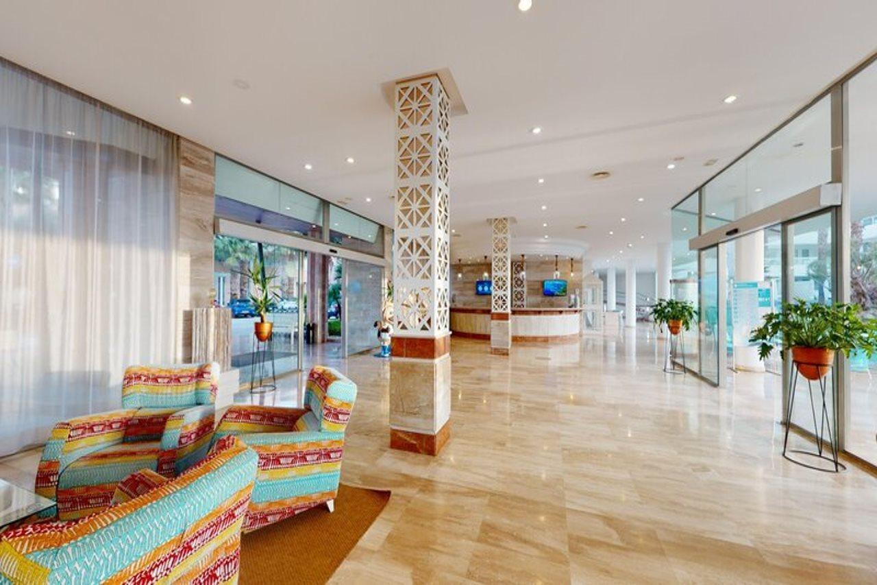 Aparthotel Tropic Garden Santa Eularia des Riu Exterior photo
