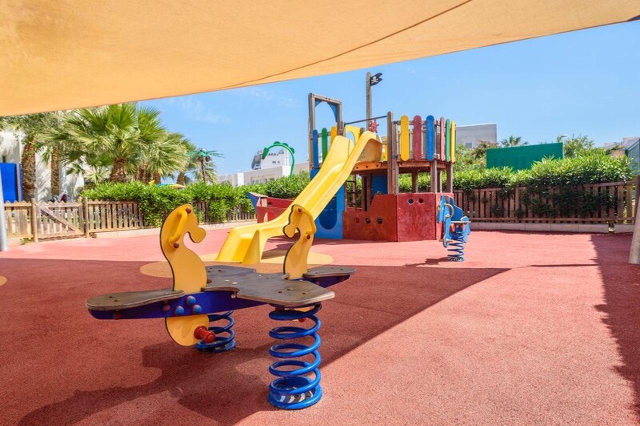 Aparthotel Tropic Garden Santa Eularia des Riu Exterior photo