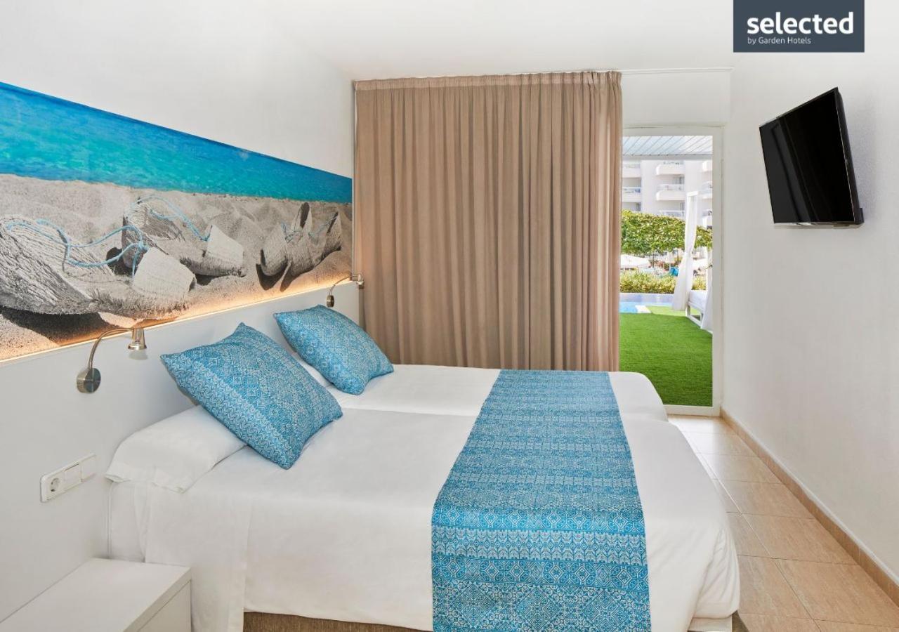 Aparthotel Tropic Garden Santa Eularia des Riu Exterior photo