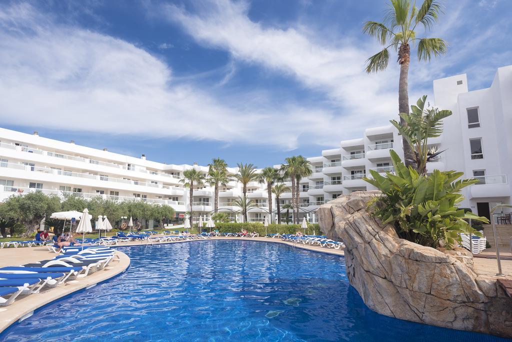 Aparthotel Tropic Garden Santa Eularia des Riu Exterior photo