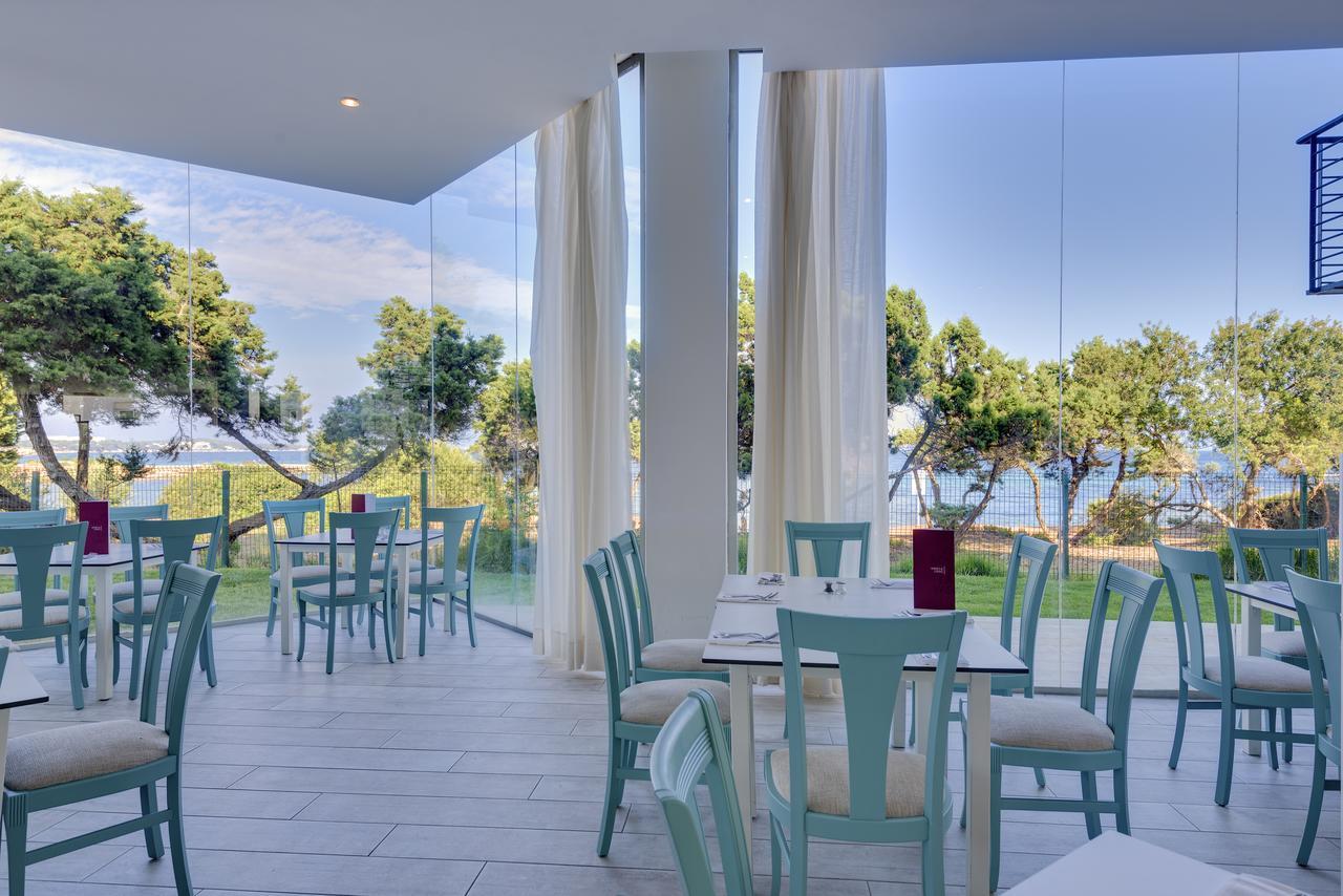 Aparthotel Tropic Garden Santa Eularia des Riu Exterior photo